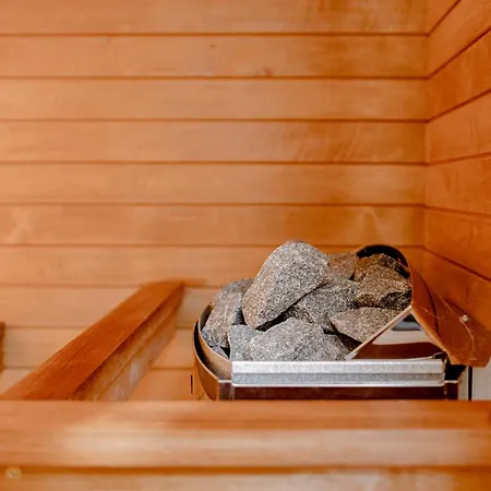 Elegant With Sauna, Town Hall Square, Old Town * Tallinn