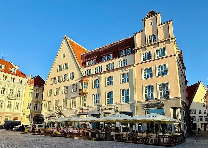 Elegant With Sauna, Town Hall Square, Old Town * Reval